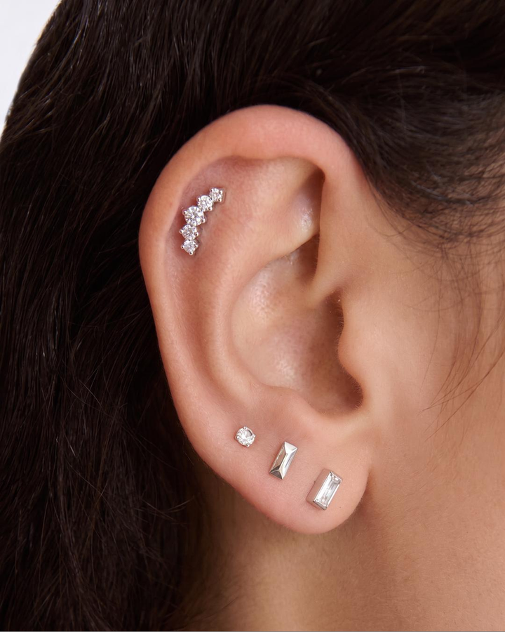 5 Round Crystal Bar Piercing Stud In Gold