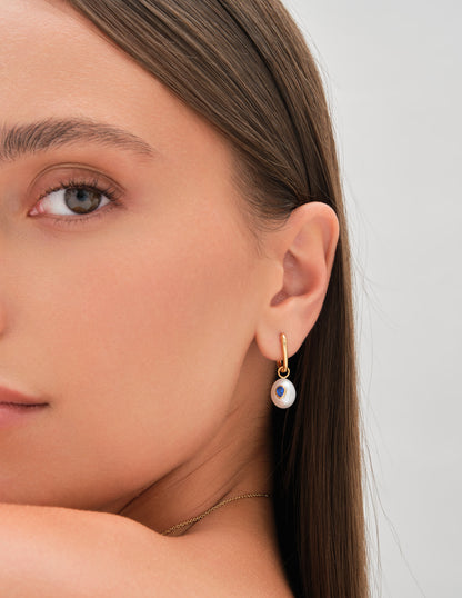 Skinny Oval Hoops in Gold
