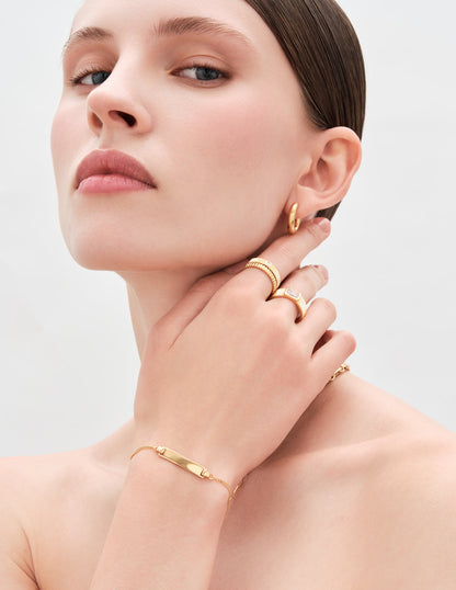 Seamless 15Mm Hoops In Gold