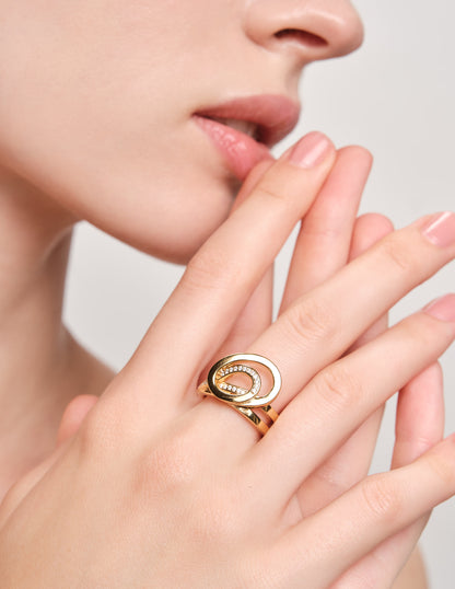 Entwined Knot Statement Pavé Ring in Gold