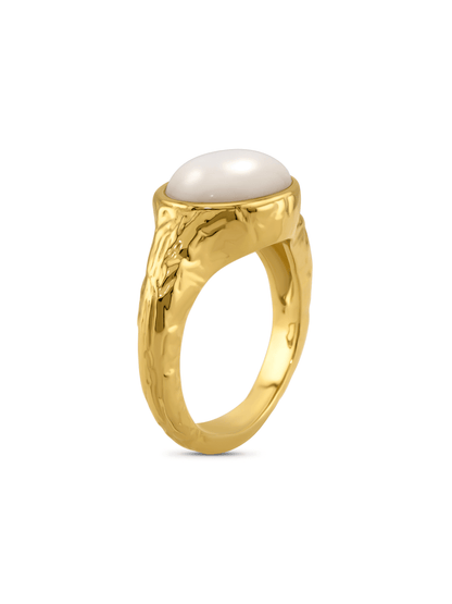 Aurum Freshwater Pearl Signet Ring In Gold