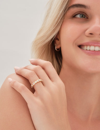 Half-Set Crystal Ring in Gold
