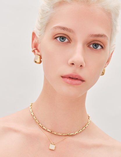 Snake Chain Necklace In Gold