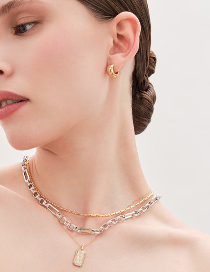 High-Shine Pavé Tag Pendant Necklace In Gold