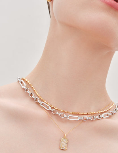 High-Shine Pavé Tag Pendant Necklace In Gold