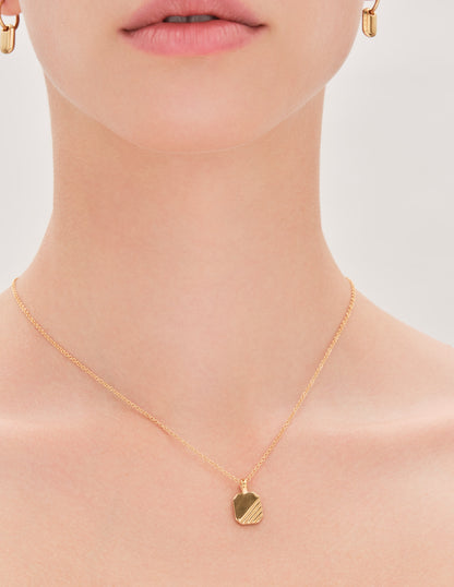 Detailed Tag Pendant Necklace In Gold