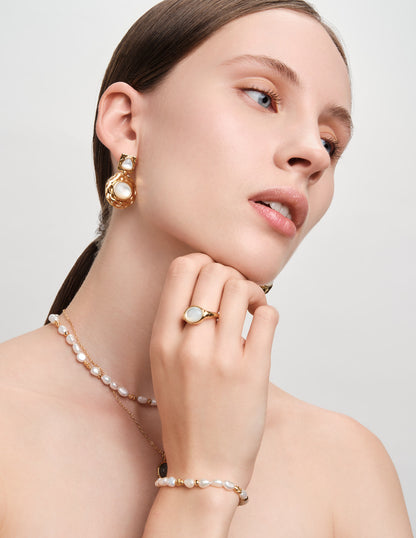 Aurum Pearl Beaded Necklace In Gold