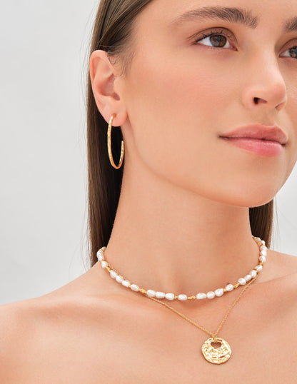 Aurum Pearl Beaded Necklace In Gold