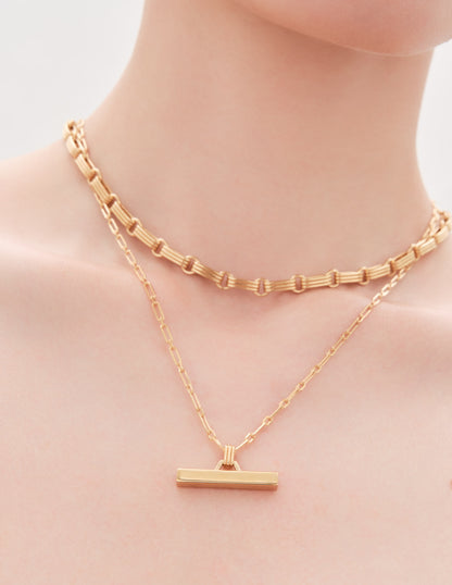 Ridged Round Link Chain Necklace in Gold