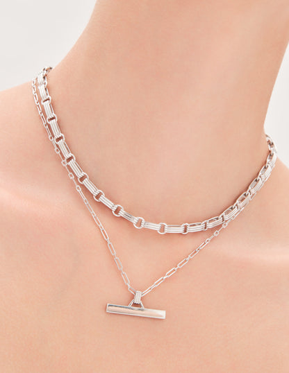 Ridged Round Link Chain Necklace in Silver