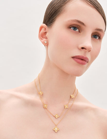Primrose Clover Station Pendant Necklace