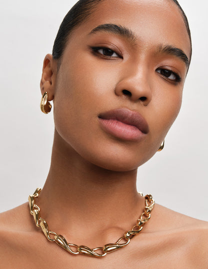 Fluidity Statement Link Chain Necklace In Gold