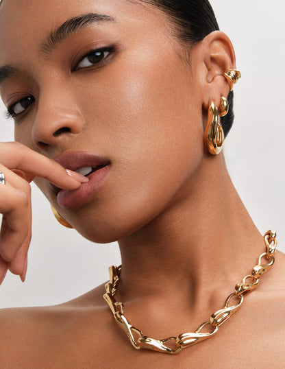 Fluidity Statement Link Chain Necklace In Gold