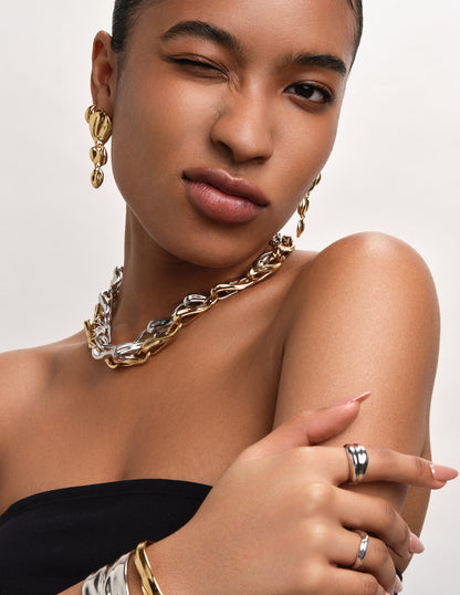 Fluidity Statement Link Chain Necklace In Gold