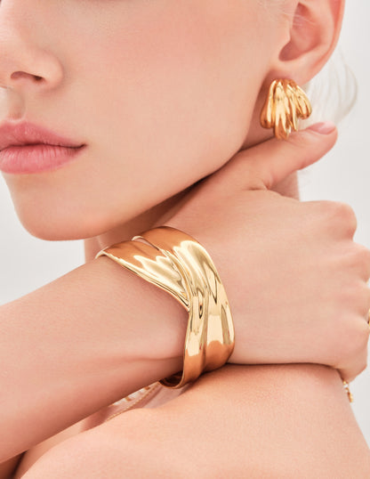 Fluidity Double Wave Cuff Bracelet In Gold