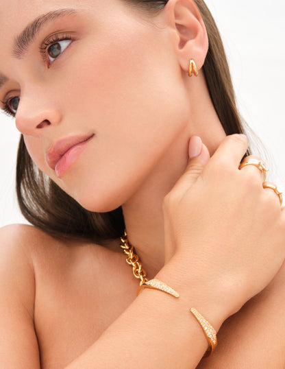 Seamless Tusk Split Earrings In Gold