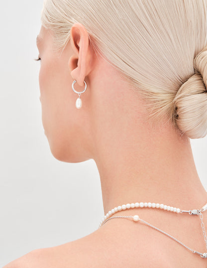 Celestial Seed Pearl Beaded Necklace In Silver