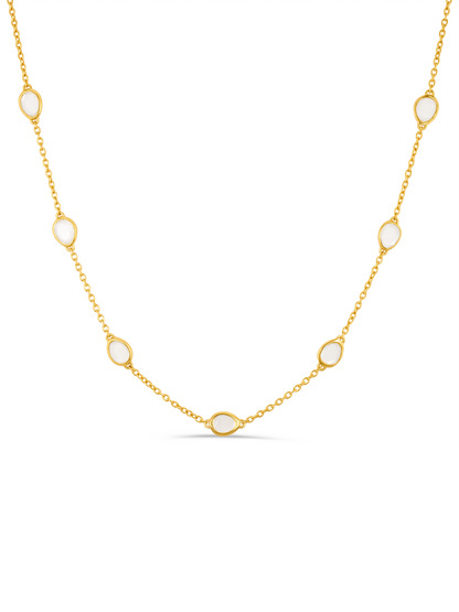 Pebble Moonstone Chain Necklace in Gold