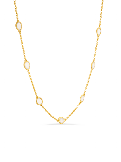 Pebble Moonstone Chain Necklace in Gold