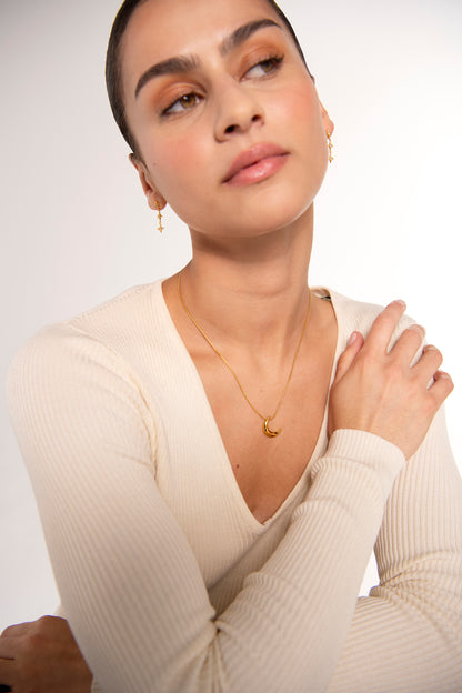 Moon Pendant Necklace
