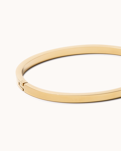 Classic Oval Bangle