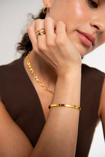 Crystal Bangle in Gold