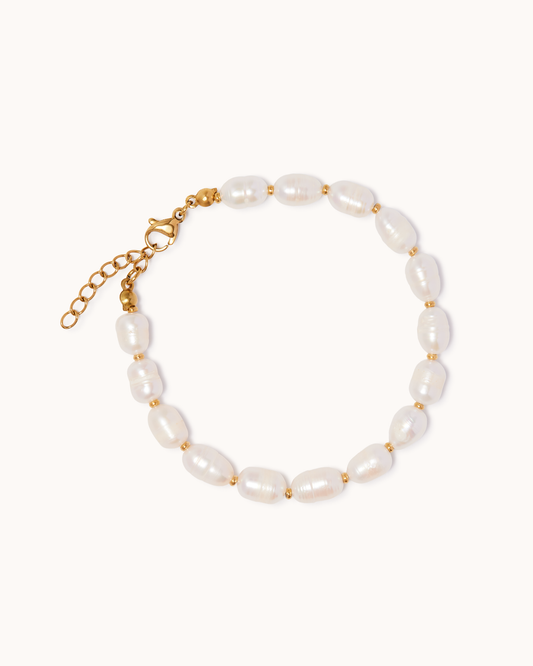 Freshwater Pearl Bracelet in Gold