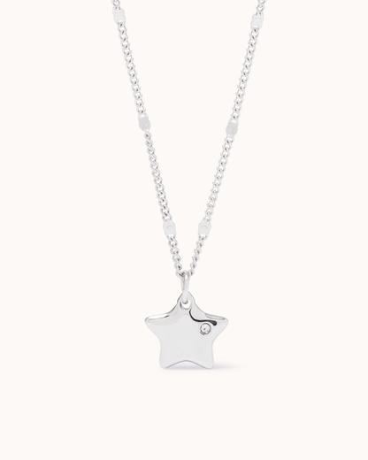 Star Pendant Curb Chain Necklace
