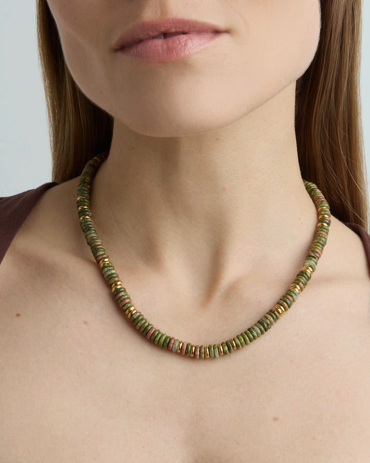 Waterproof Oval Beaded Necklace in Gold