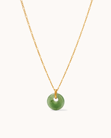 Green Round Stone Pendant Necklace in Gold
