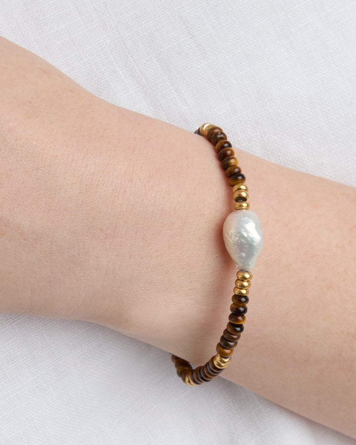 Waterproof Beaded Pearl Bracelet in Gold