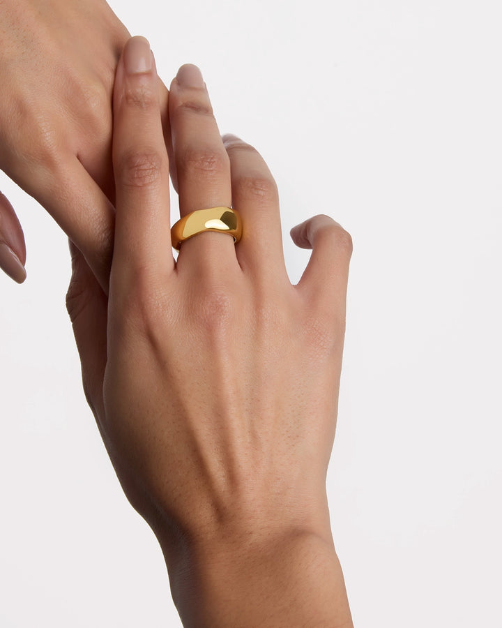 Waterproof Textured Chunky Ring in Gold