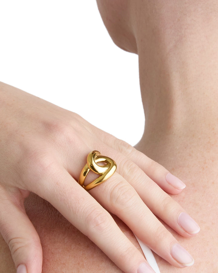 Waterproof Chunky Link Ring in Gold