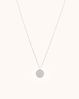 Circle Detailed Pendant Chain Necklace