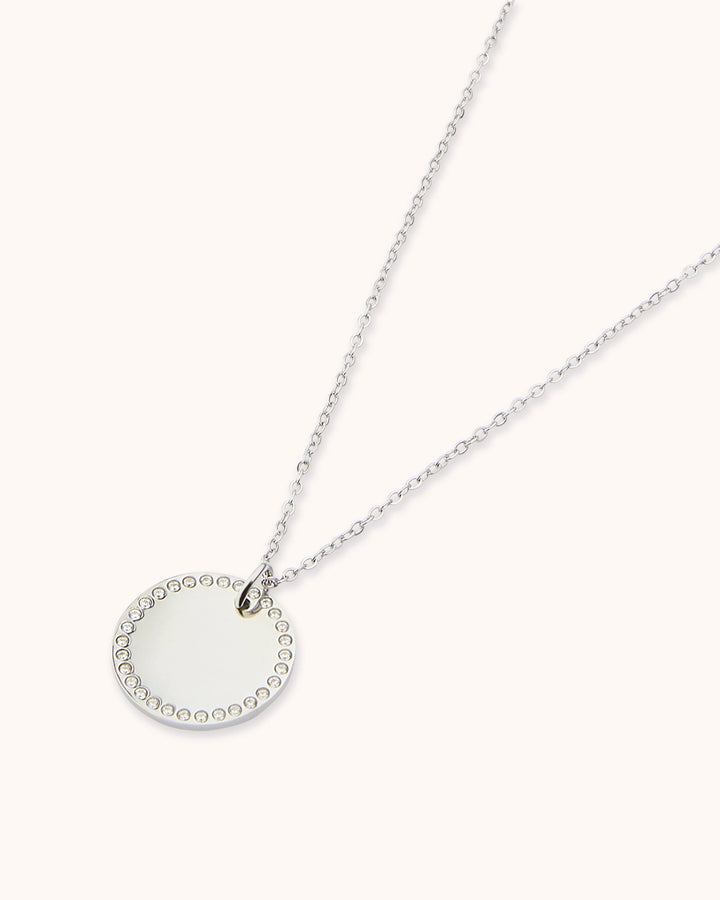 Circle Detailed Pendant Chain Necklace