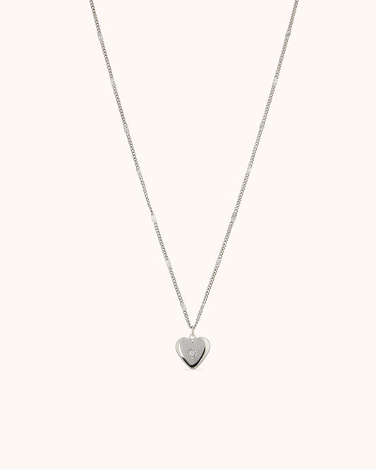 Heart Pendant Chain Necklace in Silver