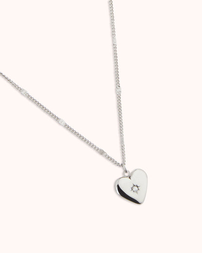 Heart Pendant Chain Necklace in Silver