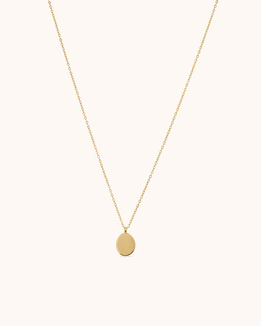 Oval Pendant Chain Necklace