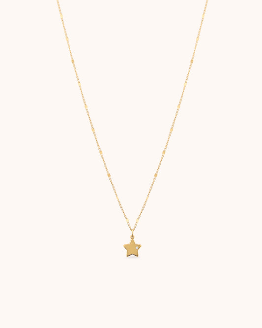 Cubic Zirconia Star Pendant Necklace in Gold