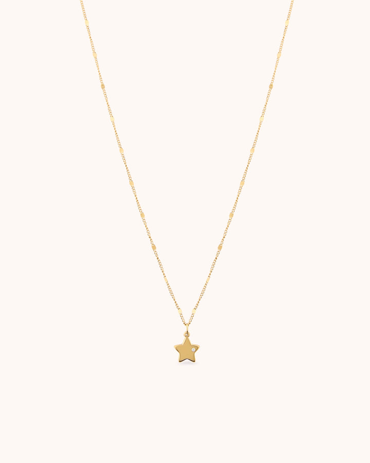 Cubic Zirconia Star Pendant Necklace in Gold