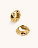 Waterproof Small Ridged Huggies in Gold