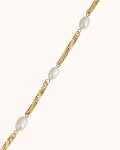 Freshwater Pearl Chain Bracelet in Gold