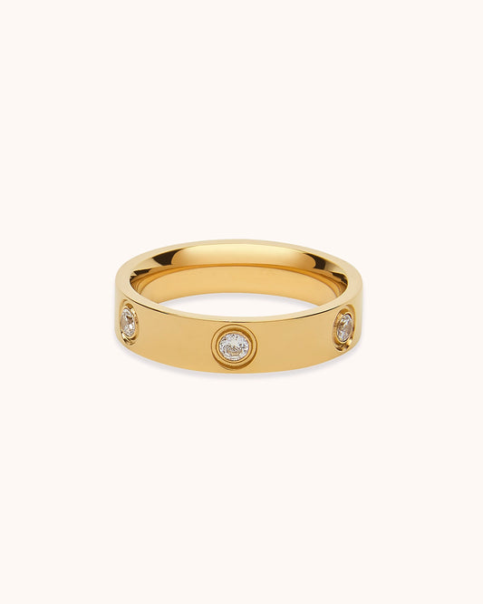 Waterproof Solitaire Stone Ring in Gold
