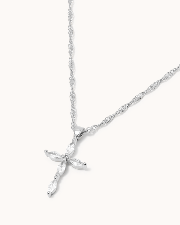 Cubic Zirconia Cross Pendant Twisted Chain Necklace in Silver