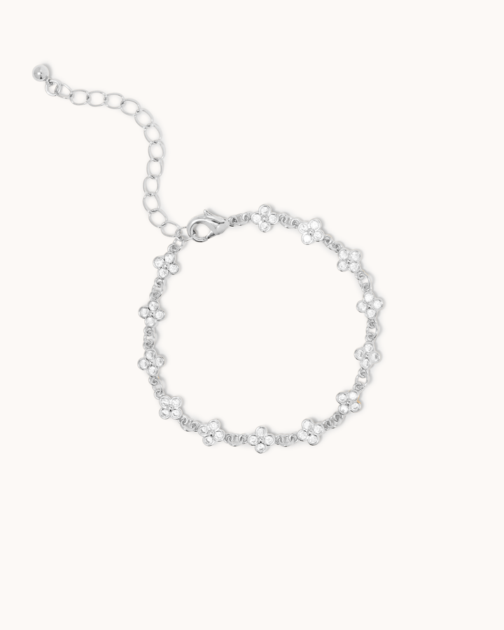 Flower Chain Bracelet in Silver