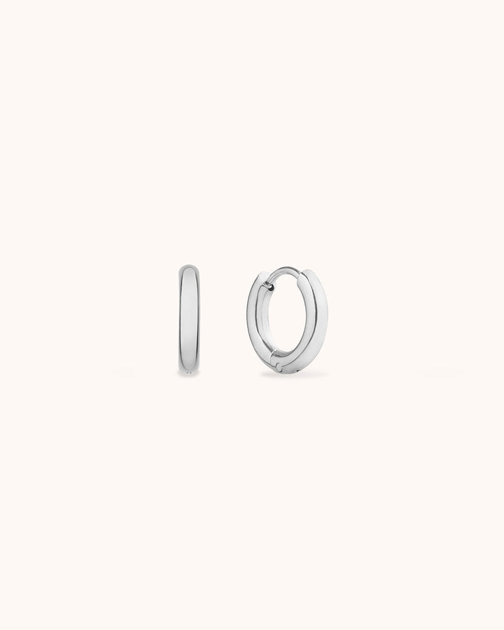 Small Circle Seamless Huggie Earrings in Silver