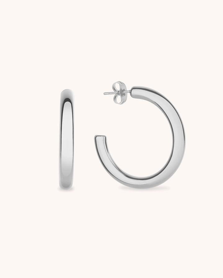 Medium Round Hoop Earrings in Silver