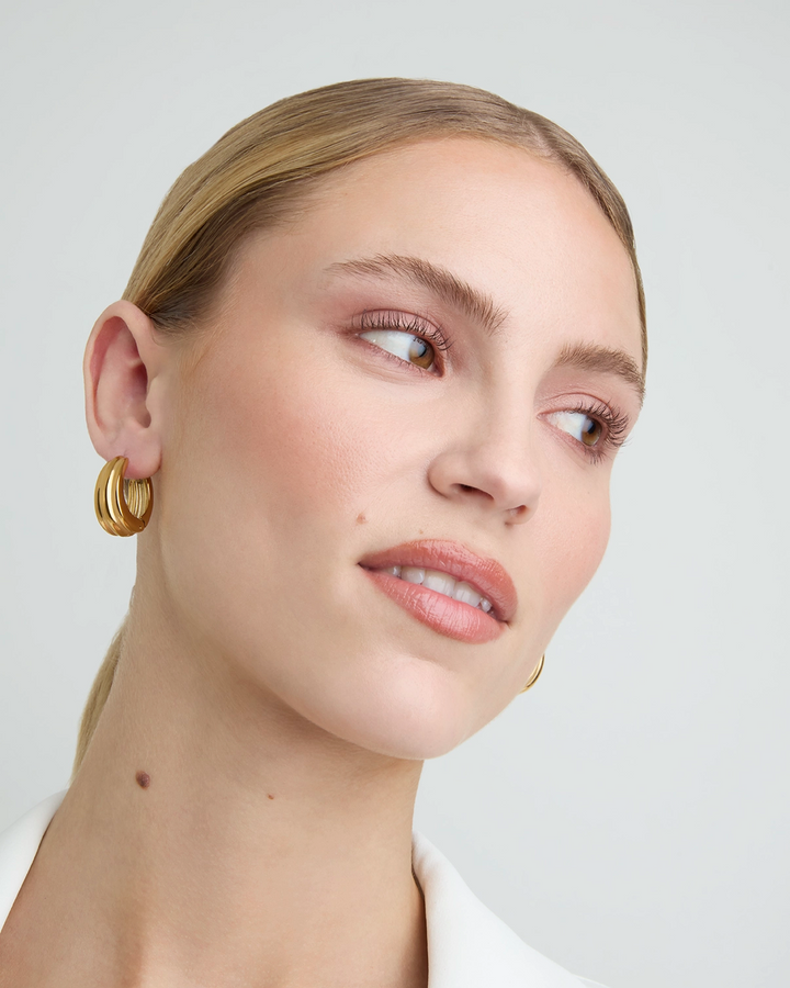 Waterproof Triple Layered Oval Seamless Huggies in Gold