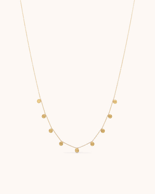 Small Pendant Chain Necklace in Gold