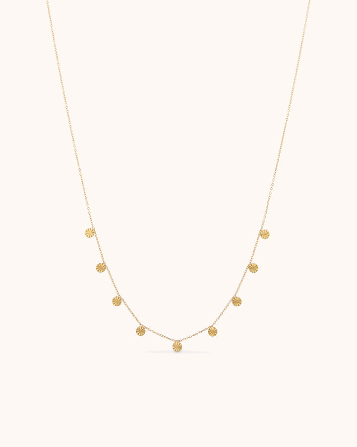 Small Pendant Chain Necklace in Gold